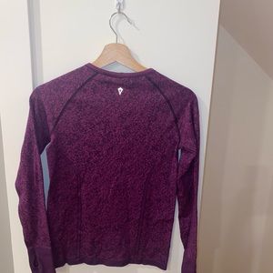 Lululemon ivivva kids swiftly fly tech